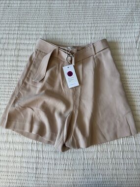 High-Waist Paperbag Bermuda Shorts in Light Beige